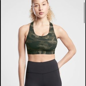 NWT Athleta Ultimate Printed Bra D-DD+